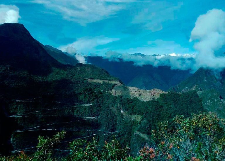 the road to Machu Picchu